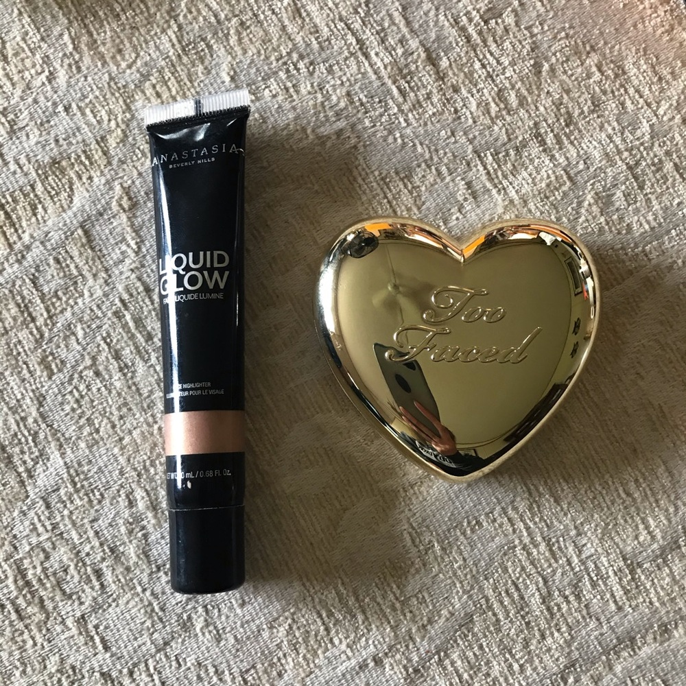 Medium Toned Highlighters